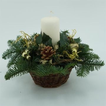 Gold Xmas wicker basket with candle