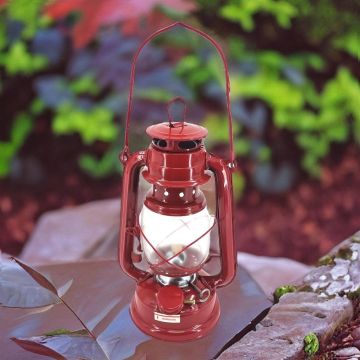 Oil Lantern Red